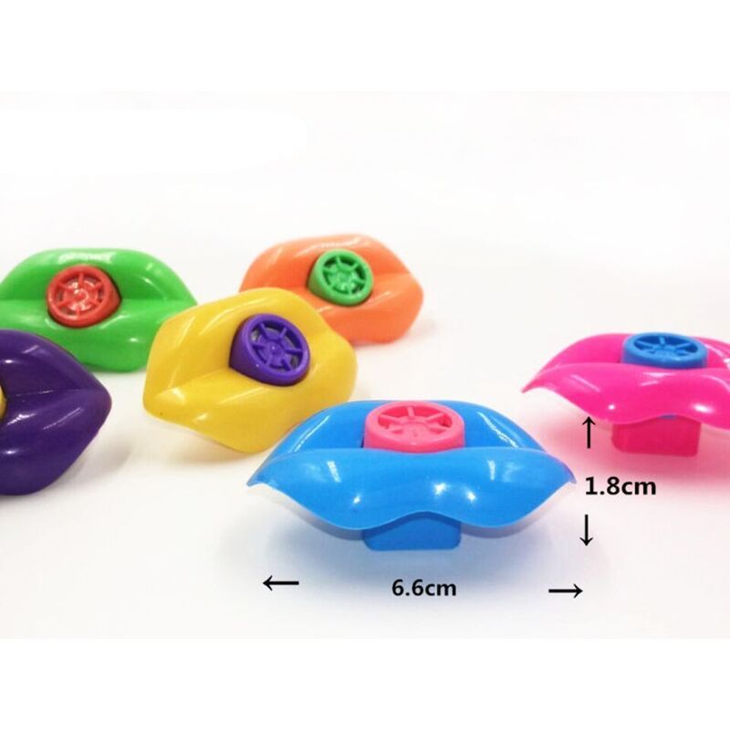15Pcs divertente bocca di plastica a forma di labbro fischietti bomboniere per feste di compleanno produttori di rumore per bambini giocattoli per bambini regali Giveaway giocattoli