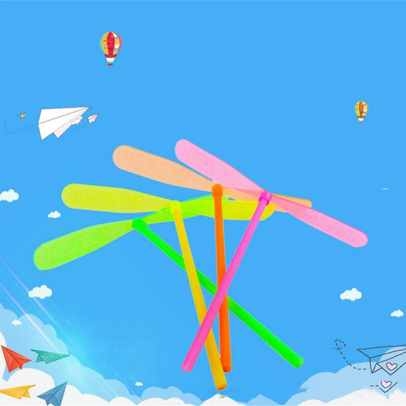 Новинка пластиковая бамбуковая Стрекоза пропеллер Детская уличная игрушка вращающаяся Летающая стрела разноцветная классическая игрушка Прямая поставка