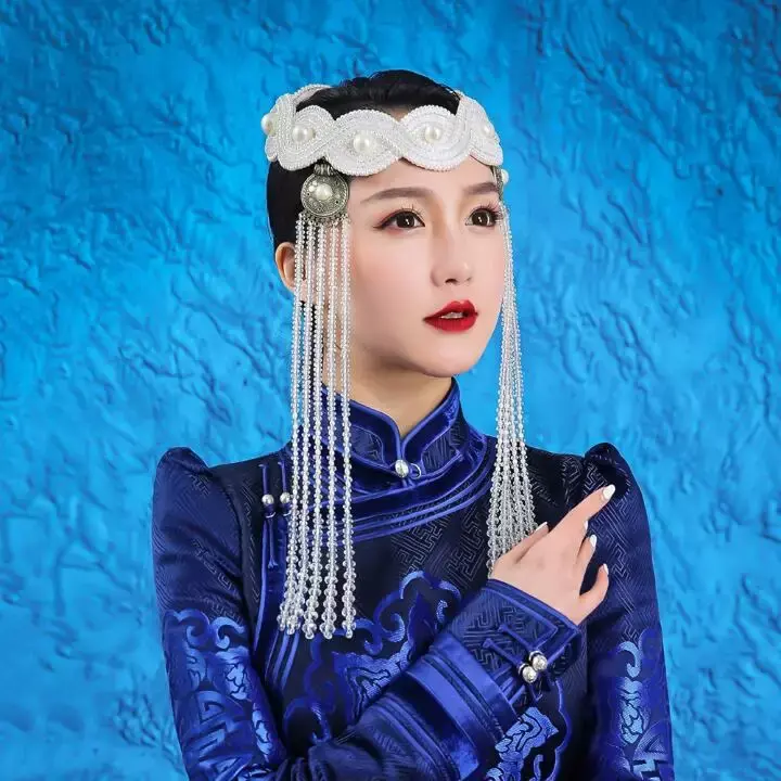 เครื่องประดับศีรษะสีขาวชุดเต้นรำผู้หญิงชาวมองโกลชาวจีน