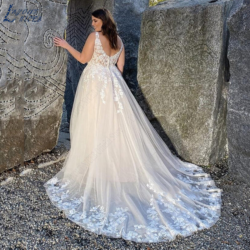 LAYOUT NICEB Plus Size Wedding Dresses Lace Deep V-Neck Bride Vestidos De Boda 2023 Appliques Tulle Train Bridal Gown Sleeveless