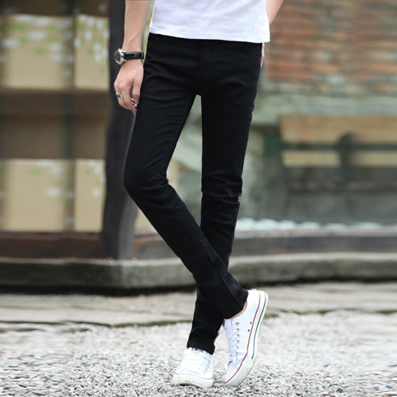 2024 Lente En Zomer Stretch Jeans Heren Slanke Kleine Voet Casual Rechte Broek Koreaanse Mode Zwarte Vlekbestendige Broek