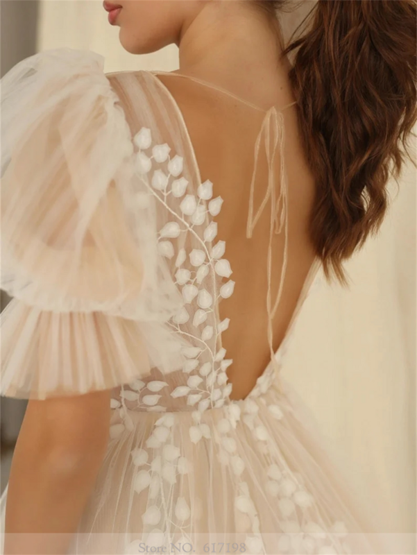 Elegancka aplikacja koronkowa tiulowa suknia ślubna z krótkim rękawem do ślubnych krótkich Mini-liniowych sukien ślubnych bez pleców