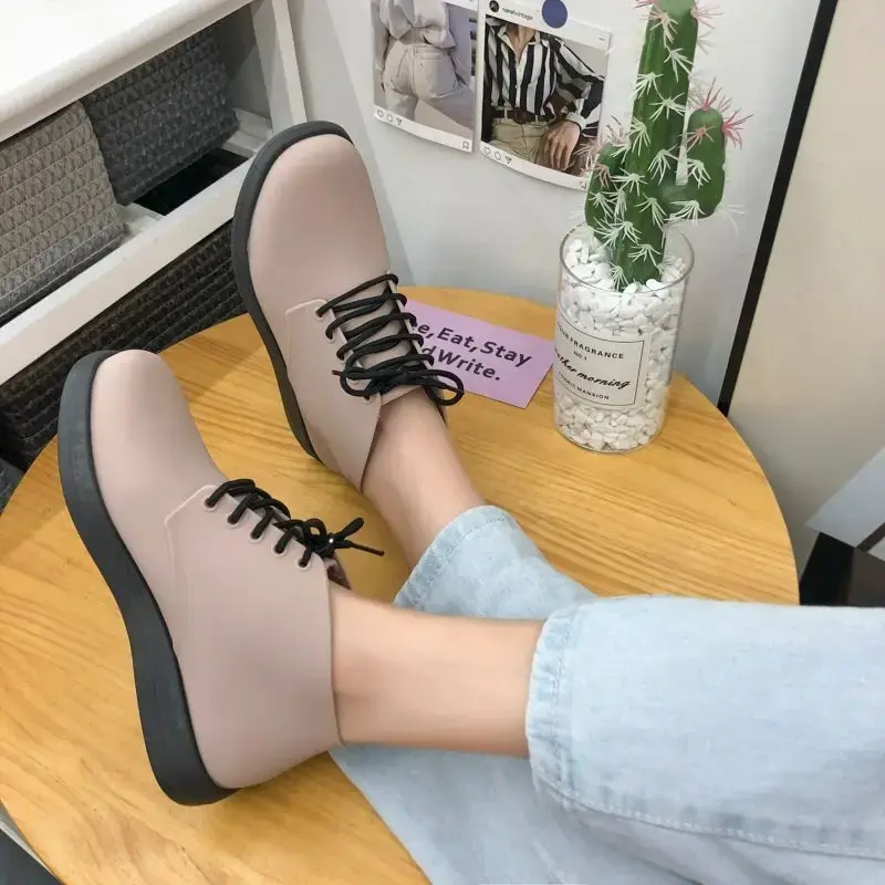 Zapatos de lluvia impermeables antideslizantes para mujer, Botas de lluvia de tubo corto, zapatos de lluvia planos coreanos con cordones, 2021