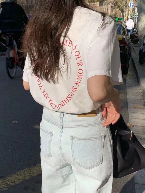 Koreanische Mode Brief druck T-Shirt Frauen O-Ausschnitt Kurzarm zurück Herz Grafik T-Shirts neue Sommer lässig einfache Top T-Shirts