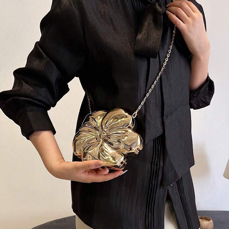 Fashion Flower Shaped Clucth Bag for Women Metal Box Shoulder Crossbody Bags Luxury Evening Party Purses 2024