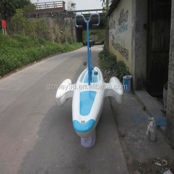 Vélo de l'eau de sortie d'usine de Guangzhou pour le parc aquatique (M-030) bateau à pédale fiViolet extérieur