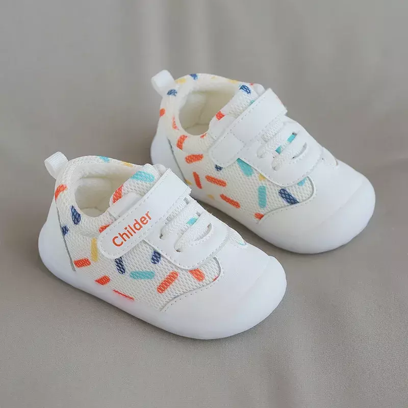 Sapatos de caminhada de malha respirável para bebês, sola macia, nuas, meninos e meninas, 0-2 anos de idade, primavera, outono, novo, 2023