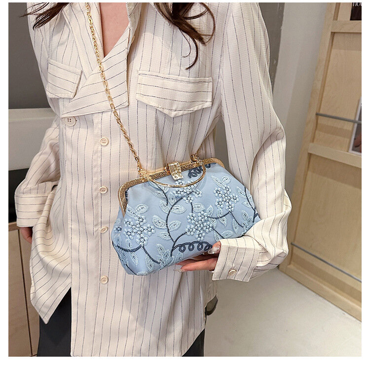 2024 New Retro Fashion Evening Bag Vintage Chinese Style Embroidered Small Clutches For Women Wedding Party Handbag Shoulder Bag