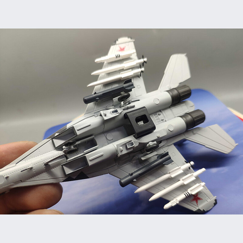 Russia Fulcrum MIG35 Fighter Model 1:100 scala MIG-35 aircraft airplane fighter model giocattoli per bambini per esposizione da collezione