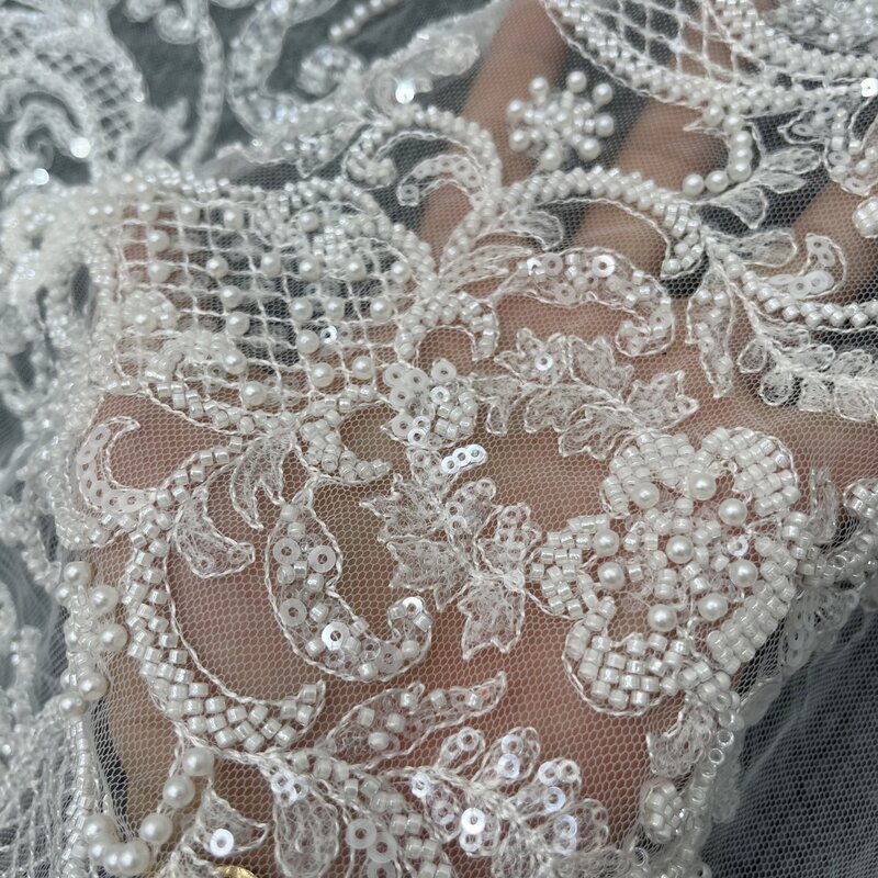 Tela de encaje bordado con cuentas de lentejuelas de lujo, adecuado para vestido de novia personalizado privado, diseño de vestido de tela de encaje