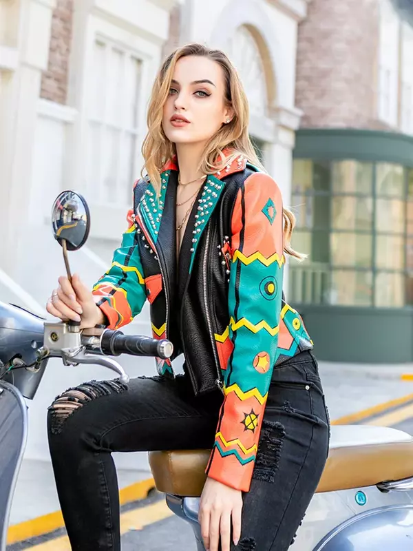 Personality Contrast Graffiti Print Leather Jacket for Women 2024 New Streetwear Punk Studded Slim-fit Cropped Motorcycle Jacket