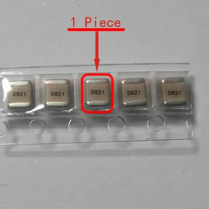 Capacitores multicamadas cerâmicos da porcelana p90 do ruído a821j d821 do esl do tamanho alto q dos capacitores da micro-ondas 820pf 50v rf 1111 do tamanho baixo