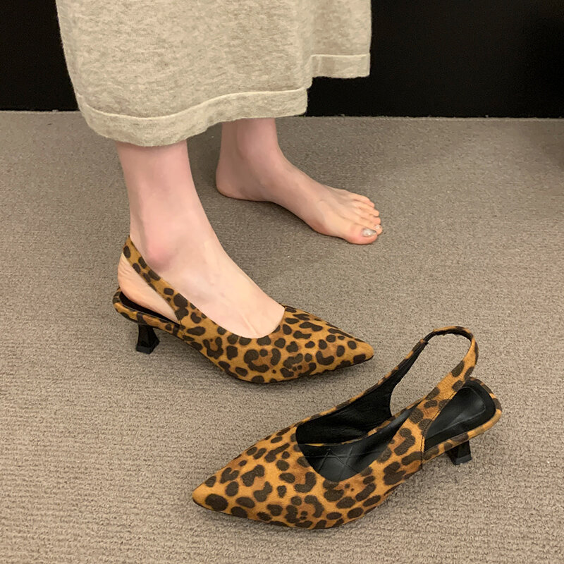 Туфли женские на высоком каблуке, заостренный носок, Леопардовый принт, пикантные сандалии, короткий каблук, на лето