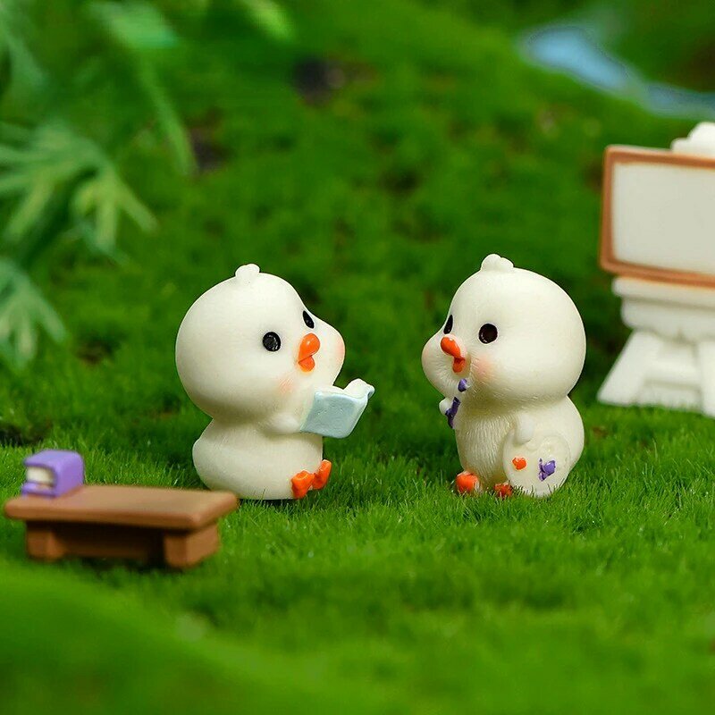 Early Education Duck Miniature Figurine Reading Desenho Tome um Banho Duckling Terrarium Acessórios DIY Fairy Garden Decor