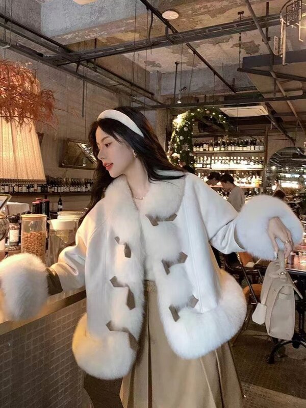Miiiix 한국 패션 및 환경 친화적 여우 모피 잔디 코트, 여성 가죽 통합 웨스턴 스타일 코트, 겨울 신상