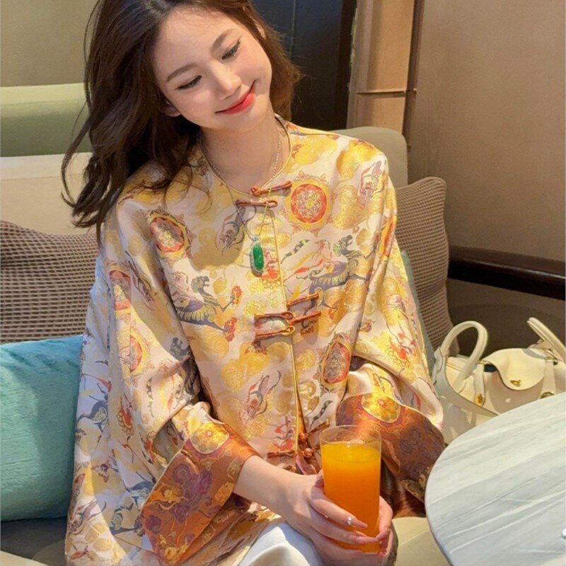 Nuovo abbigliamento donna cinese stile nazionale nodo bottone Top giallo Jacquard Song Dynasty broccato Coat