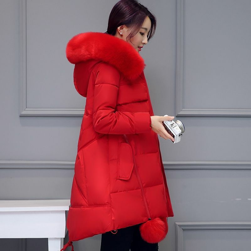 جديد لعام 2023 معطف شتوي من القطن للنساء جاكيت نسائي كبير الحجم ذو طبعات سميكة معطف متوسط التصميم للخروج بدون ياقة من الفرو