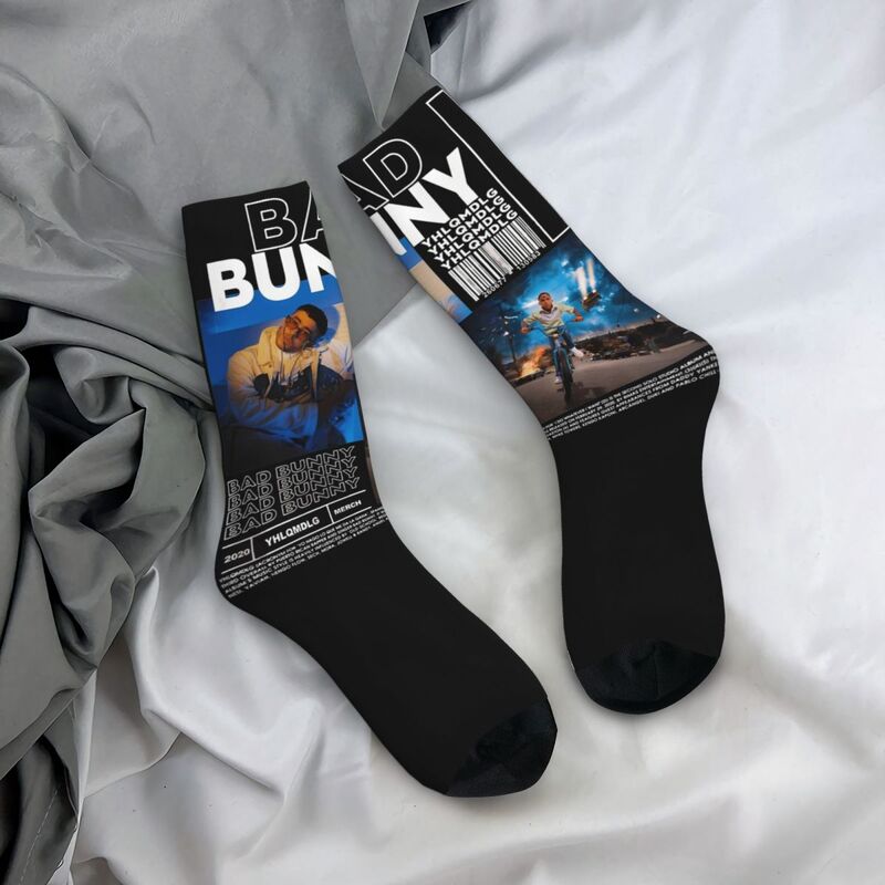 Calcetines de algodón con estampado de Bad Bunny para mujer, calcetín con diseño de la serie más buscada de la gira, a la moda, estilo Harajuku, 2024