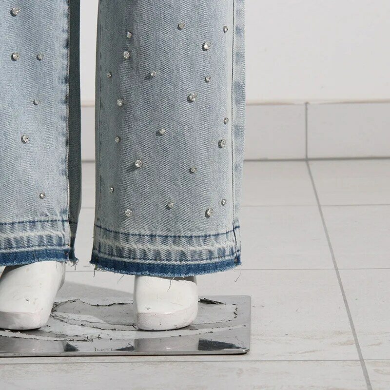 Koraliki przemysłu ciężkiego dżinsy z wysokim stanem kobiet 2024 wiosna nowe modne temperamentne workowate proste spodnie jeansowe