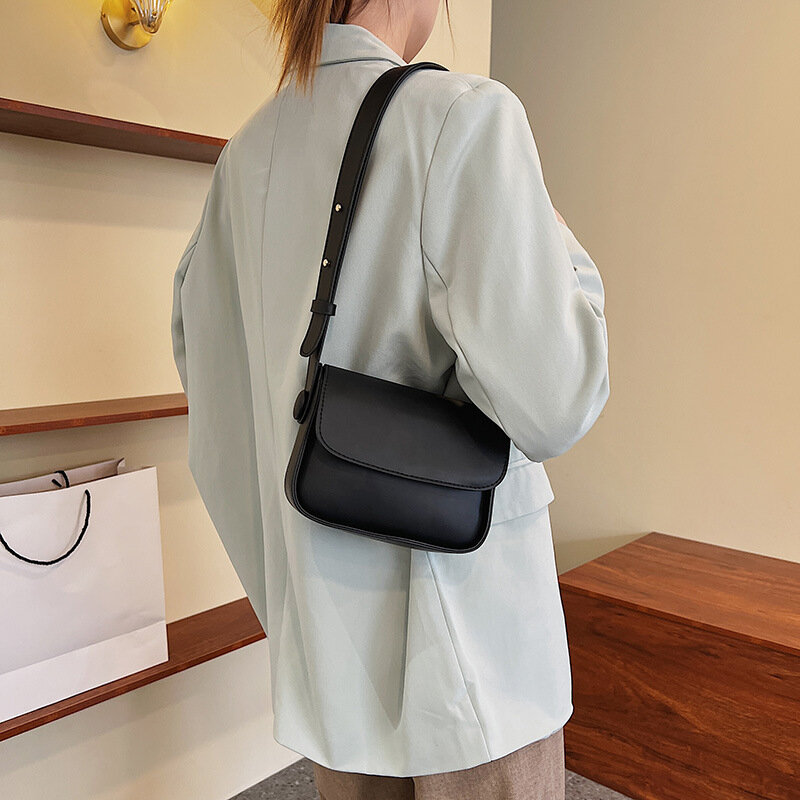 Mode Lässig Kleine Tasche für Frauen Weibliche Schulter Taschen INS Koreanische PU Leder Umhängetaschen Weiblich Vintage Haspe Platz Tasche