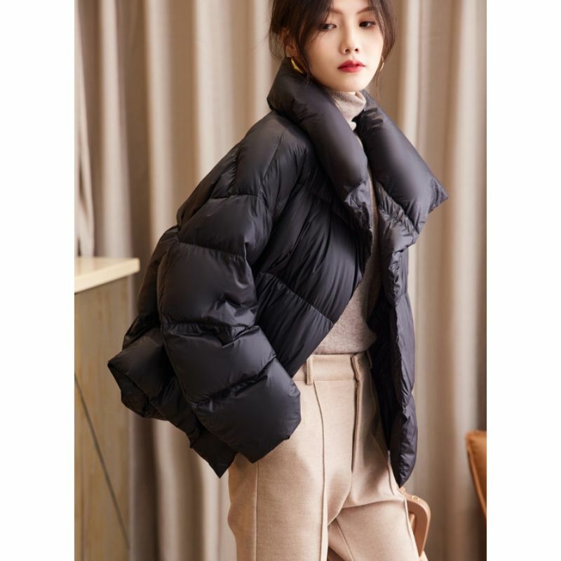 2023 New Women Short White Duck Down Coats Female Loose Windproof  Stand Up Collar Parkas Casual Puffer Jacket Outwear A44