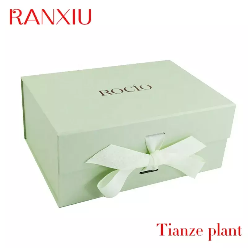 Custom luxury packaging shoe foldable box flip top package cardboard gift box with ribbon