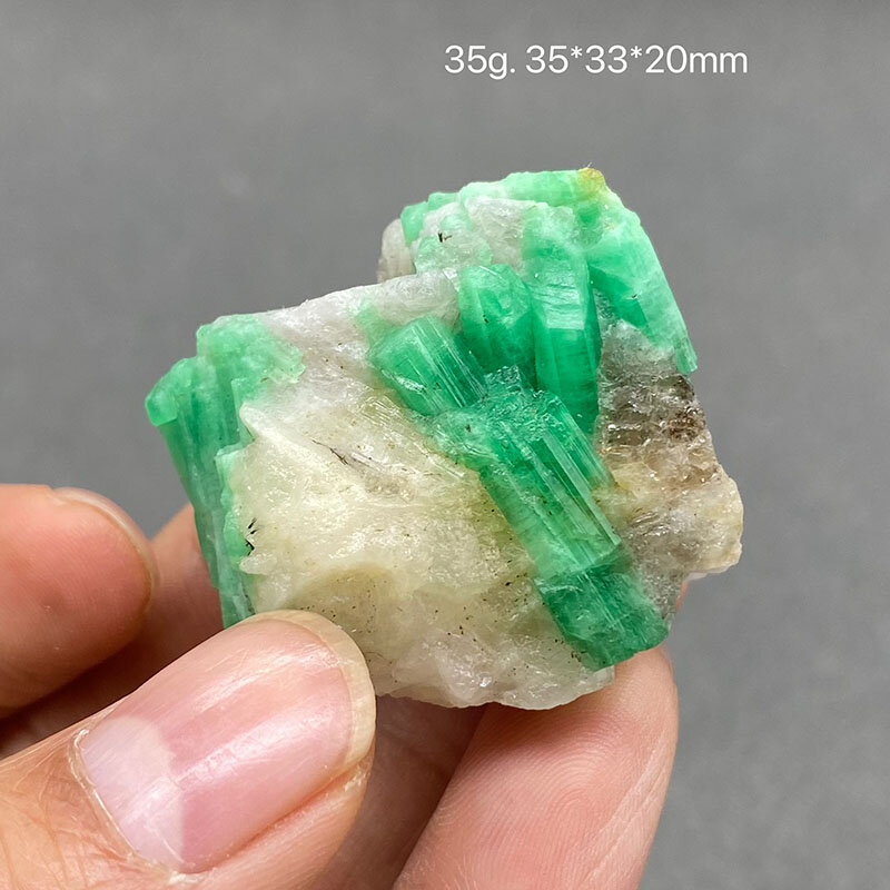 Minéral vert émeraude 100% naturel, cristaux de quartz de qualité 215
