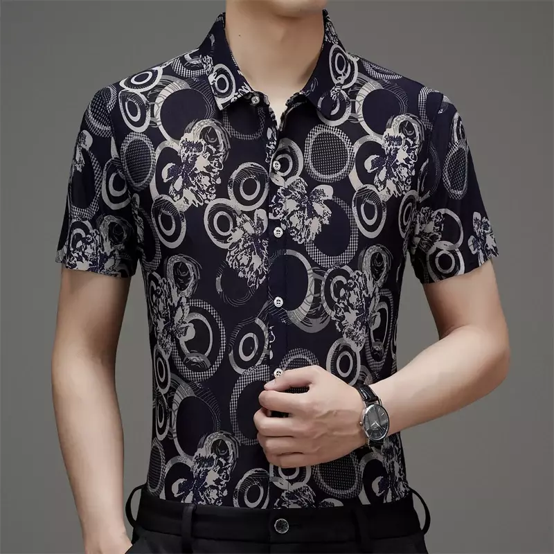 Letnia nowa lodowy jedwab koszula z krótkim rękawem Casual Trend męskie luźne i wygodna koszulka koszule męskie