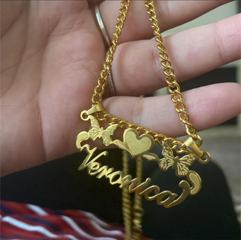 Collar personalizado con placa de identificación chapada en oro, nombre personalizado con corazón y mariposa, cadena cubana, novedad de 2024