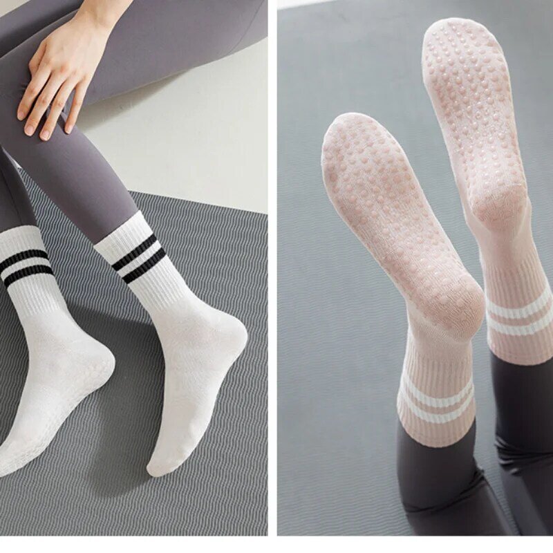 Trampolin kaus kaki Yoga silikon pegangan yang baik untuk wanita katun kaus kaki Fitness Barre Pilates Kebugaran Gym olahraga Anti Slip kaus kaki dansa