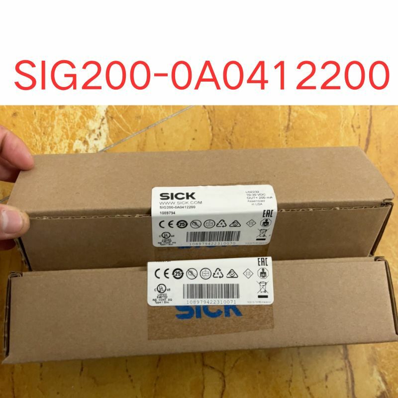 Brandneues SIG200-0A0412200-Iolink-Modul 1089794 Schneller Versand