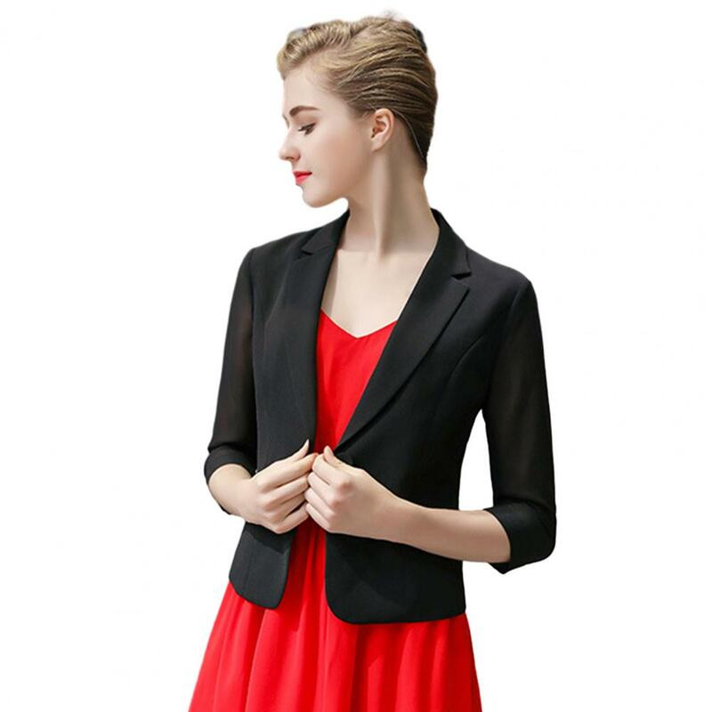 Revers Chiffon 3/4 Ärmel kurz geschnittener Blazer für Frauen Single Button schlanke leichte Frauen Blazer kleinen Anzug Mantel Arbeits kleidung