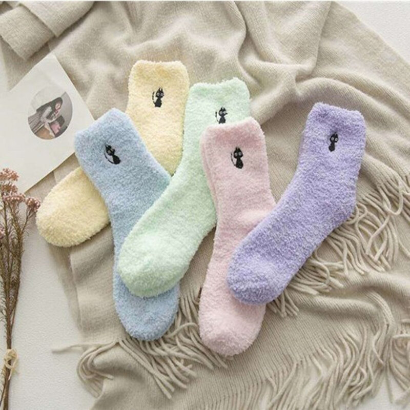1 Pairs Thick Wool Cream Colour Women's Sock Pattern Medium-tube for Winter Versatile Cotton Pile Sock Sport Casual Hose