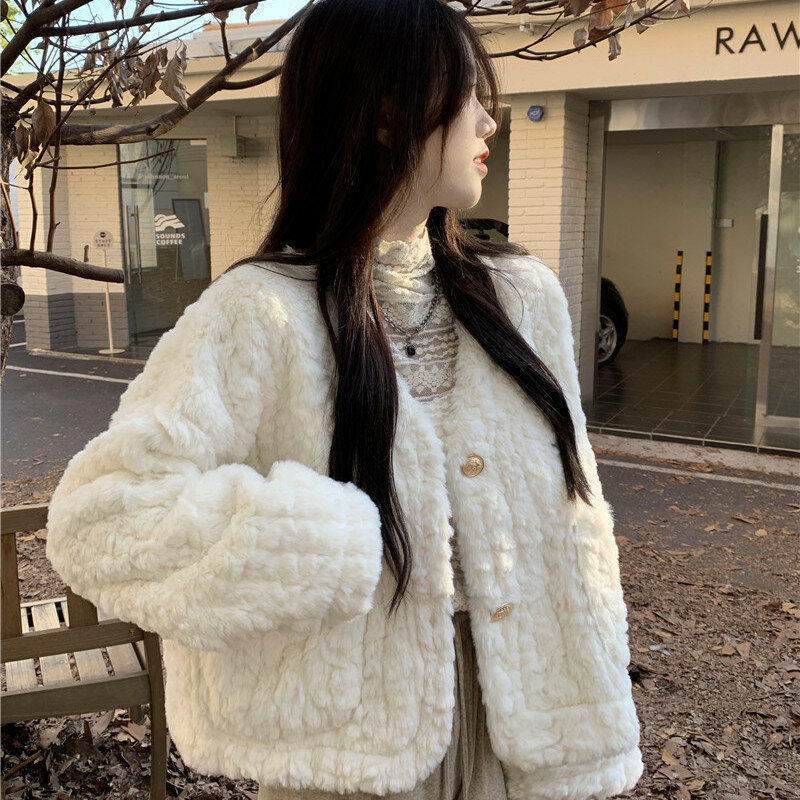 ZXRYXGS temperamento tendenza imitazione cappotto di lana di agnello autunno inverno giacche 2023 nuovo scollo a v moda Top abbigliamento donna