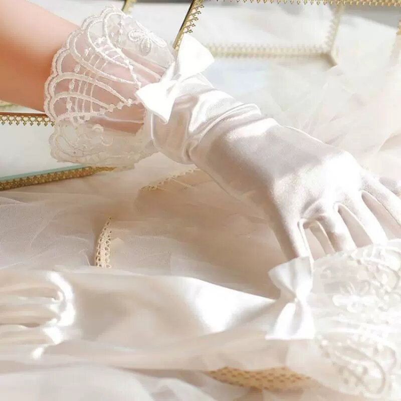 Guanti da sposa retrò con perle da sposa accessori per feste versatili per abiti da sposa accessori per foto corti in rete estetica