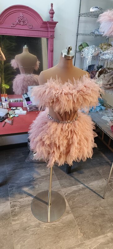 Gaun Bar Klub Malam Gaun Jala Merah Muda Pakaian Prom Pemotretan Wanita Kostum Panggung Dansa Tanpa Lengan Gaun Pesta Pendek Koktail