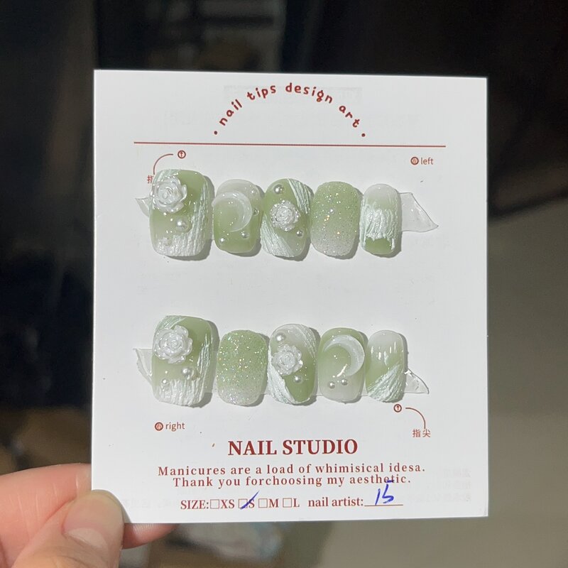 10Pcs Handmade Press on Nails Short French Ballet Fake Nail with 3D Heart Moon Rhinestone Design False Nail Full Cover Nail Tips