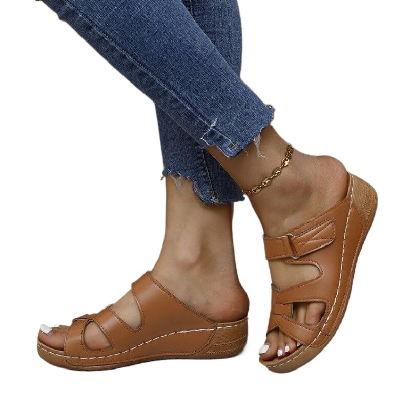 Buty damskie 2024 Gorąca wyprzedaż Podstawowe kapcie damskie Moda Peep Toe Casual Slippers Women Summer Round Toe Wedge Slippers Zapatos