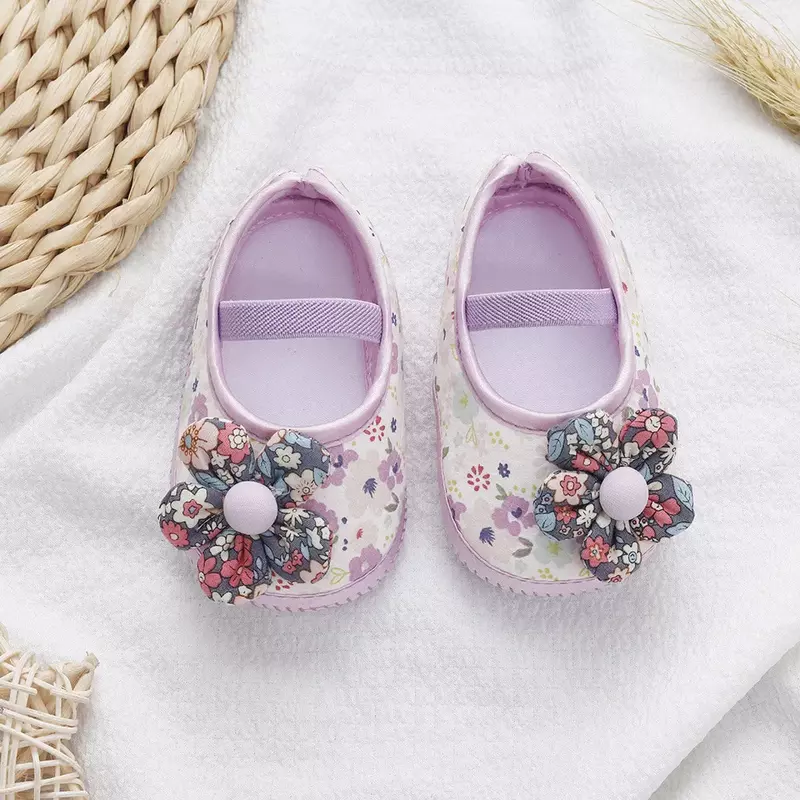 Chaussures de princesse à fleurs colorées pour bébé fille, souliers pour enfant de 0 à 18 mois, en coton doux, anti-alde, premiers pas