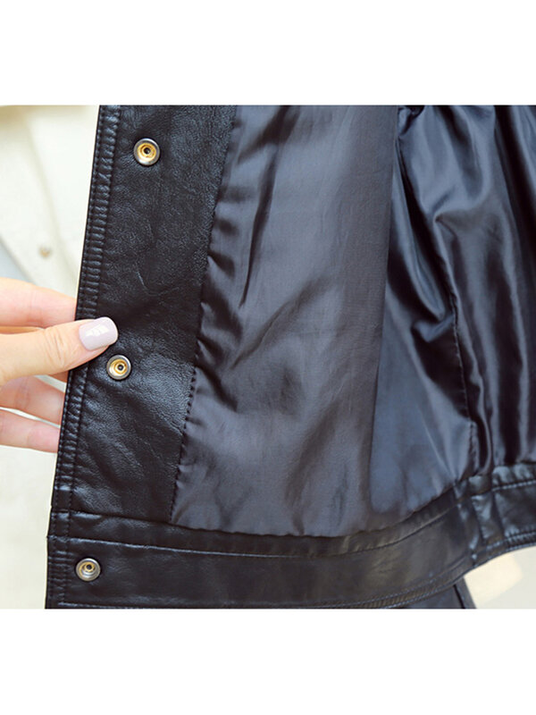 Женская демисезонная короткая байкерская куртка из искусственной кожи на молнии