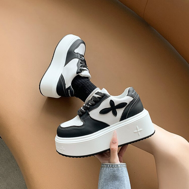 Women's Spring and Autumn Hundred Leather Thick Sole Advanced Sports and Leisure Board Shoes Trendy White Shoes 2024