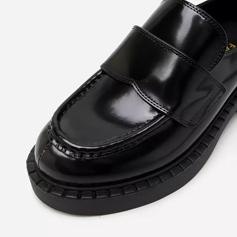 Sapato de salto alto de couro preto grosso masculino, couro genuíno, um passo casual, novo, primavera, tamanho 39-45, 2024