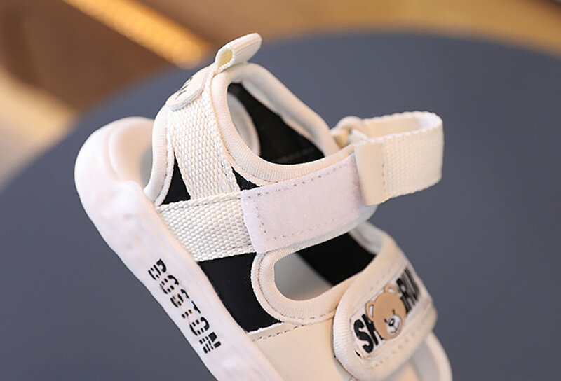 Sandálias de sola macia para meninos e meninas de 0-6 anos, sapatos de moda para crianças