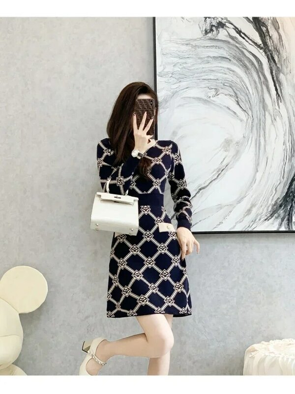 French Style Small Fragrance Dress Women's 2022 Autumn and Winter New High-end Retro Slim Temperament Knitted Bottoming Dress