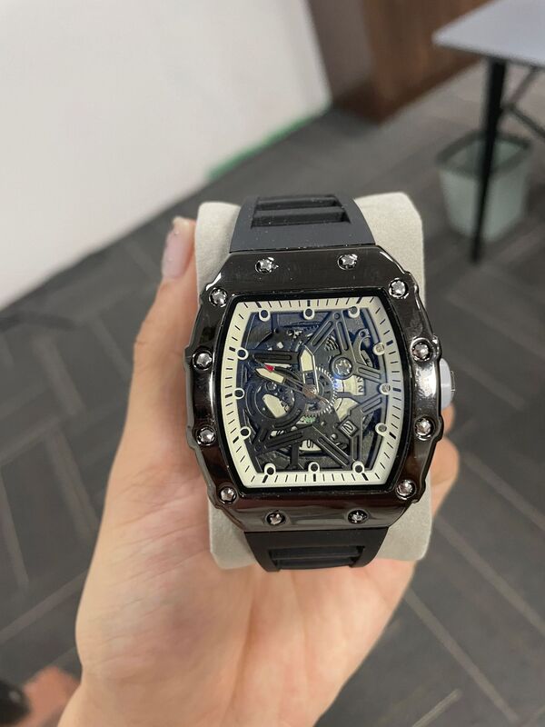 UTHAI-Montre à quartz en forme de tonneau étanche pour homme, montre-bracelet originale, horloge masculine dominatrice sportive, cadeau de montres