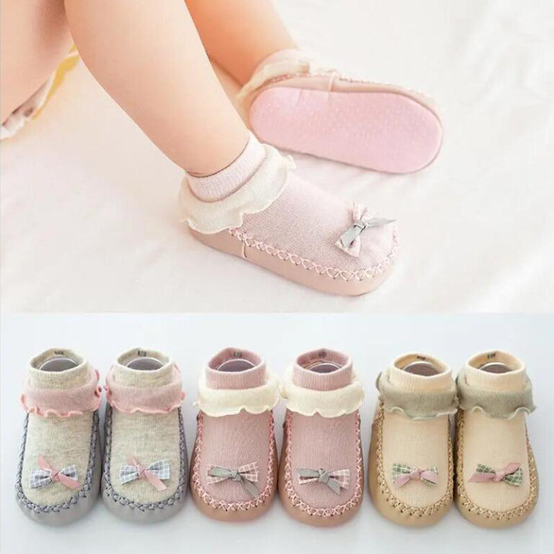 Осенне-зимние модели для новорожденных, обувь для малышей, носки, хлопковые носки для маленьких девочек, нескользящая детская обувь и носки с мультяшным бантом