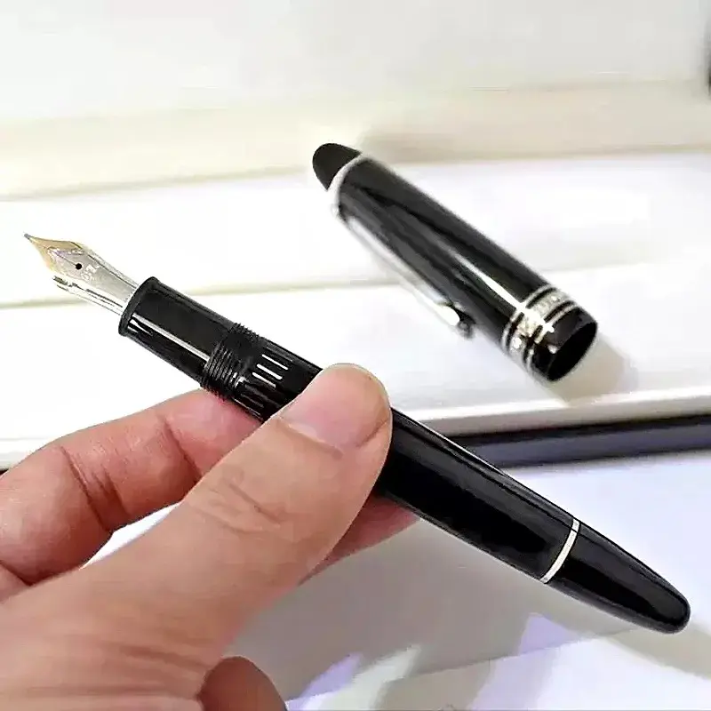 Ручка перьевая TS, черная, с позолоченным наконечником и позолоченным серийным номером