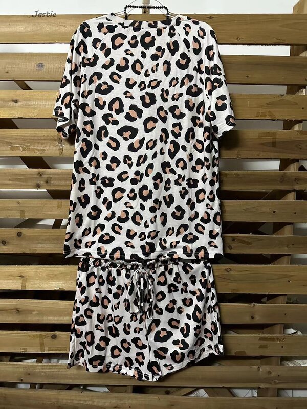 Conjunto de camiseta con estampado de leopardo para mujer, ropa informal holgada de manga corta y pantalones cortos con cintura elástica, 2 piezas, verano 2024