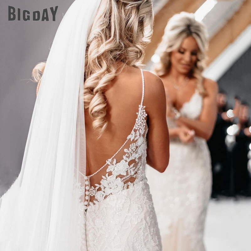 Женское свадебное платье на бретельках, изысканное кружевное платье с V-образным вырезом, аппликацией и открытой спиной, платье невесты со шлейфом, 2024
