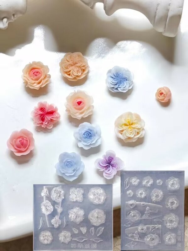 アクリル-バラの花の形をした3Dアクリルネイル,ネイルデコレーションプレート,シリコン,マニキュアアクセサリー,1個